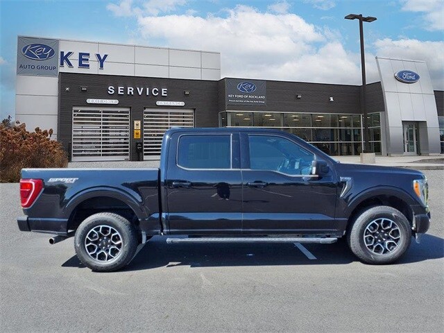 2023 Ford F-150 XLT photo 4