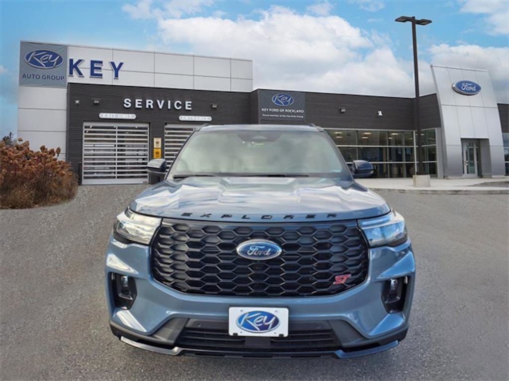 Used 2025 Ford Explorer ST SUV