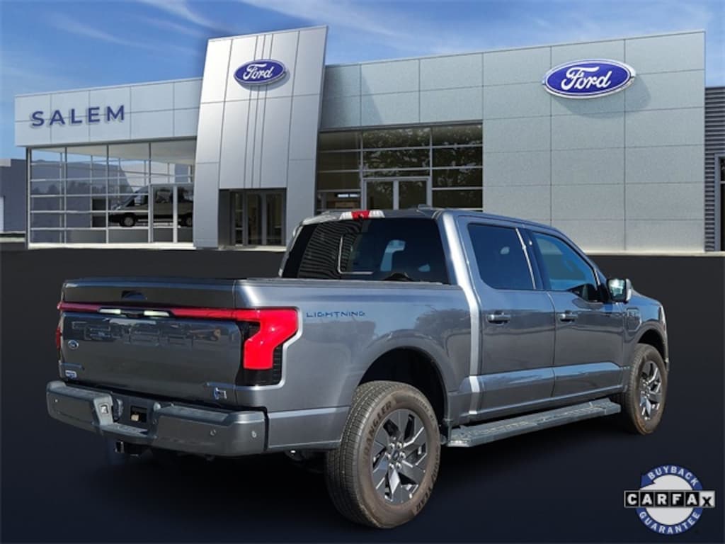 Used 2023 Ford F-150 Lightning Lariat Truck