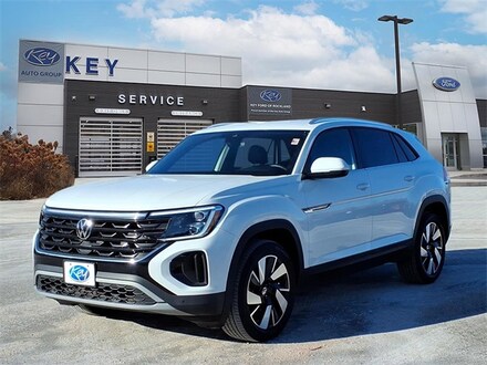 2025 Volkswagen Atlas Cross Sport 2.0T SE w/Technology SUV