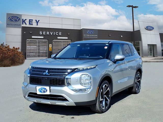 2024 Mitsubishi Outlander SE S-AWC's photo