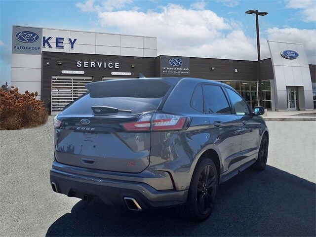 2022 Ford Edge ST photo 4