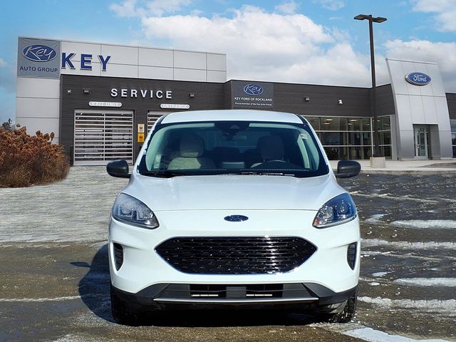 Used 2022 Ford Escape SE with VIN 1FMCU9G64NUB69420 for sale in Thomaston, ME
