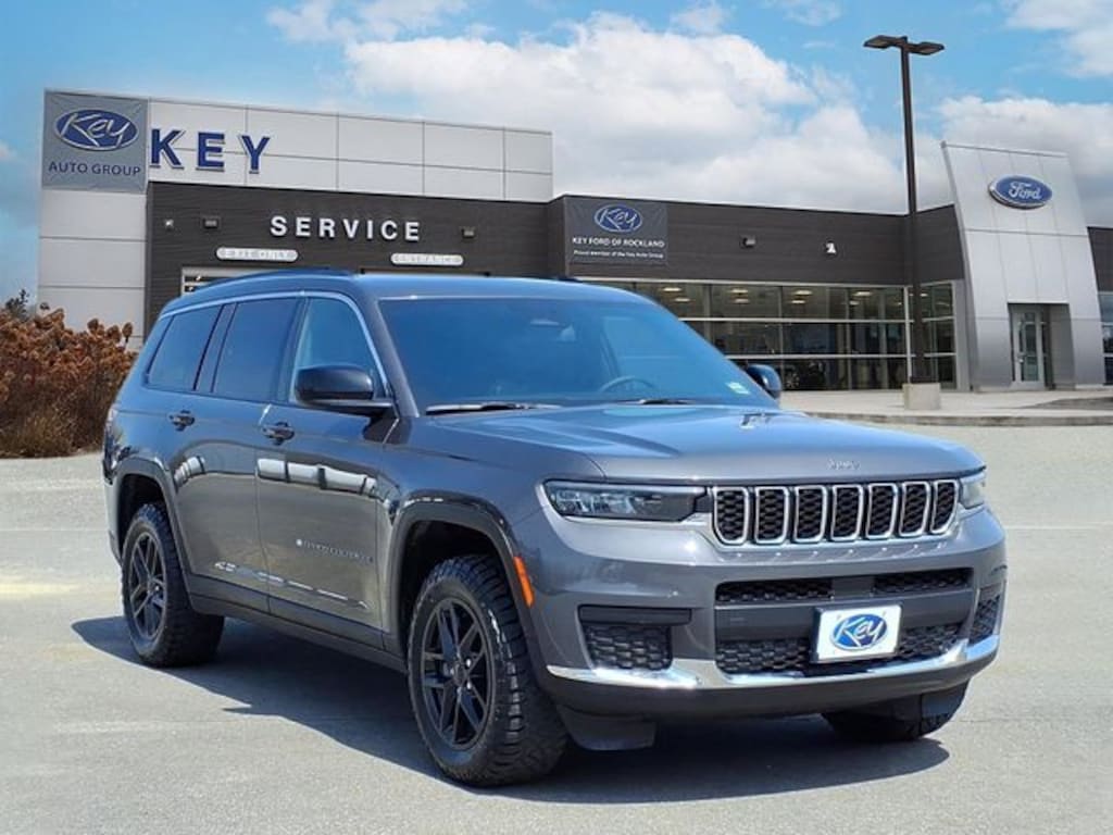 Used 2024 Jeep Grand Cherokee L Laredo SUV