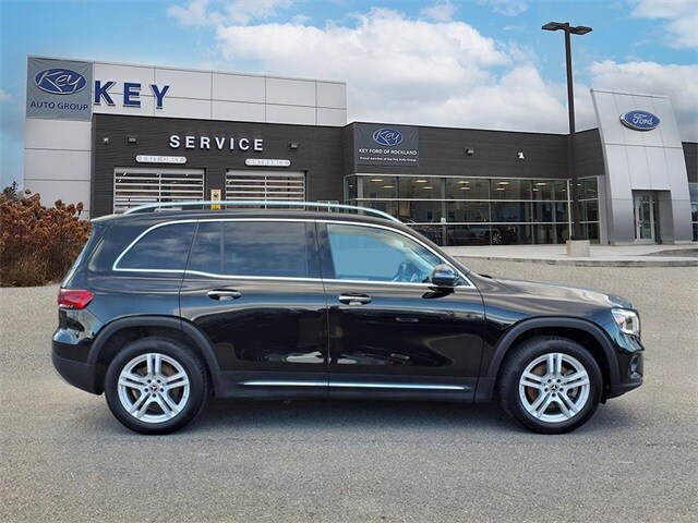 2023 Mercedes Benz GLB 250 4MATIC photo 4