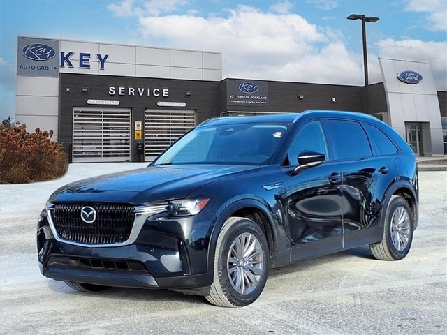 2025 Mazda CX-90 Preferred Package's photo