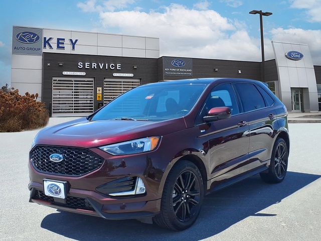 2022 Ford Edge ST-Line AWD's photo