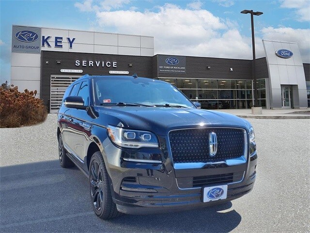 2023 Lincoln Navigator Reserve photo 2