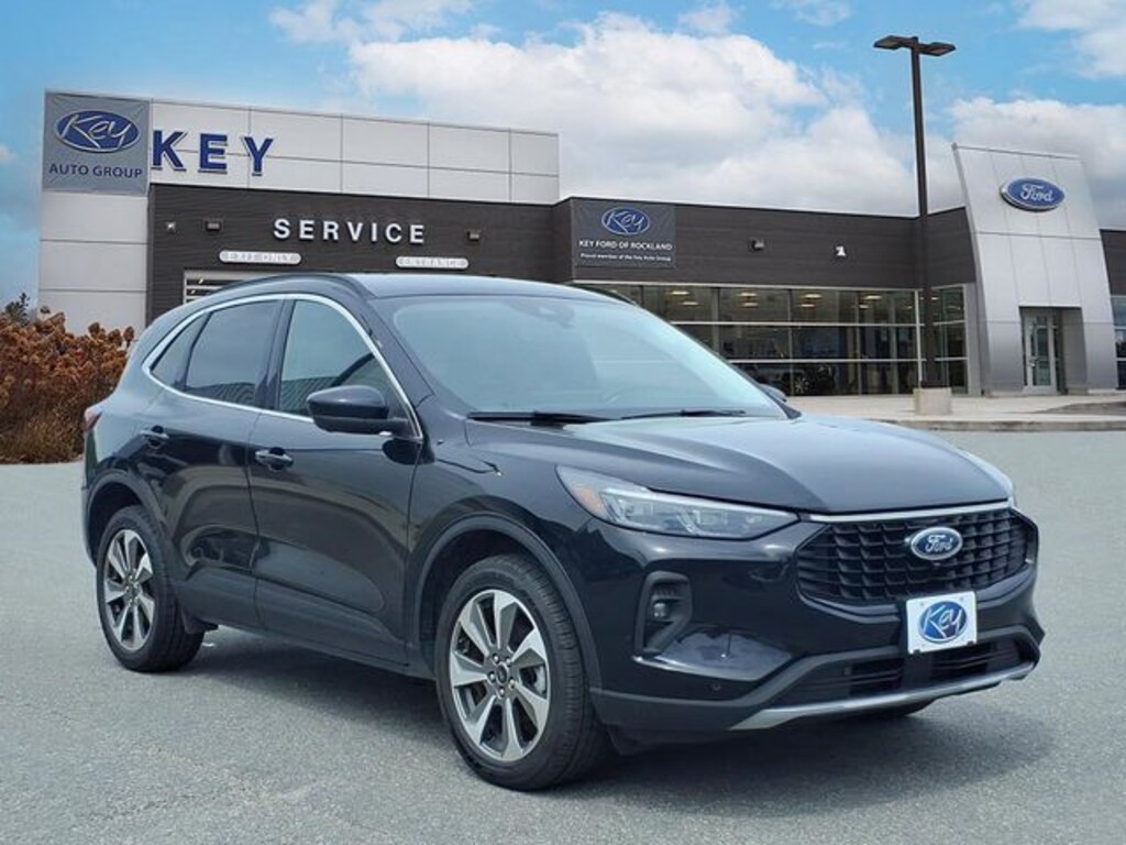 Used 2024 Ford Escape Platinum SUV