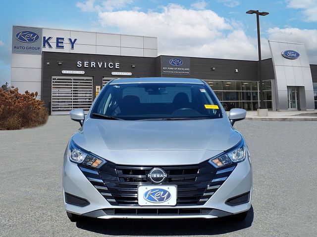 Used 2024 Nissan Versa 1.6 SV Sedan