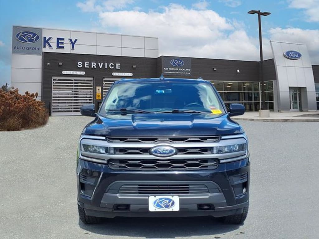 Used 2022 Ford Expedition Max XLT SUV