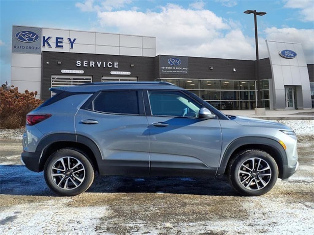 Used 2025 Chevrolet Trailblazer LT SUV