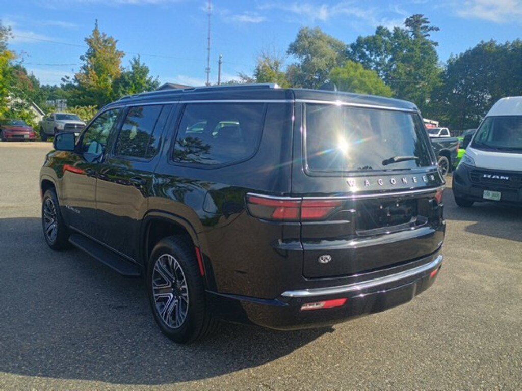 Used 2024 Jeep Wagoneer Series II SUV