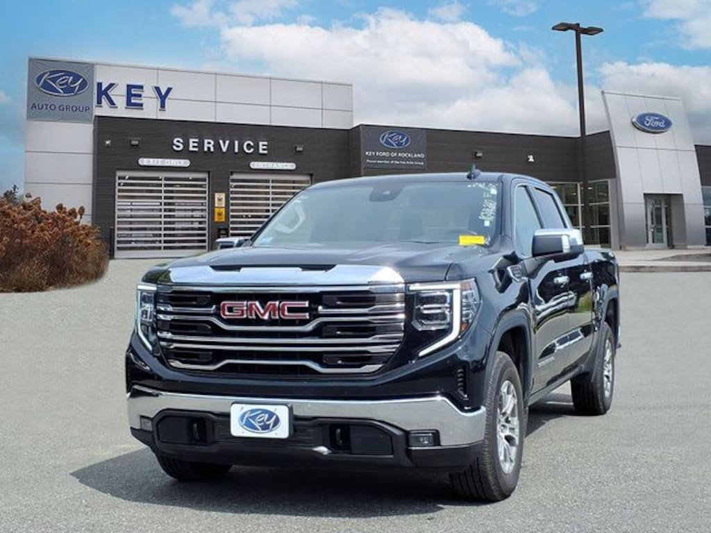 Used 2024 GMC Sierra 1500 SLT Truck