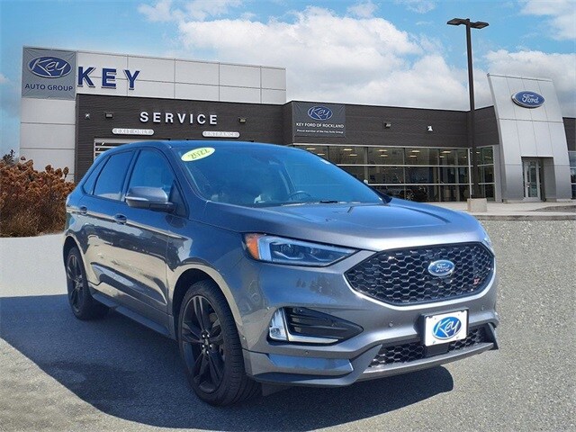 2022 Ford Edge ST photo 3