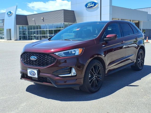 2022 Ford Edge ST-Line AWD's photo