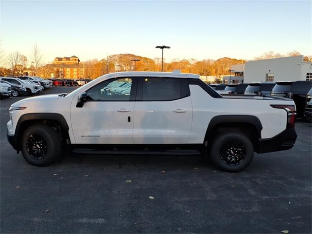 New 2026 Chevrolet Silverado EV LT - Extended Range Truck