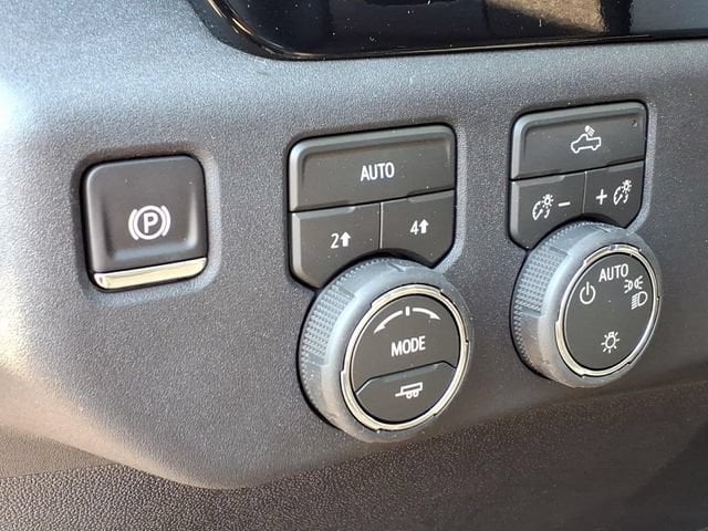 2026 Chevrolet Silverado 1500 LT - Photo 18
