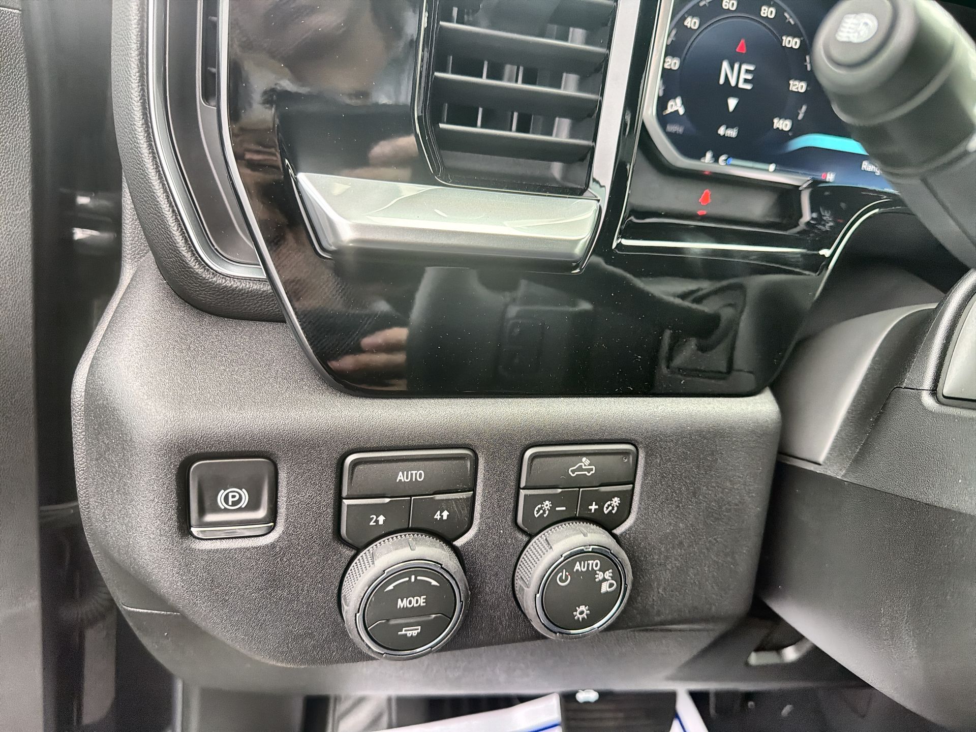 2026 Chevrolet Silverado 1500 LT - Photo 18