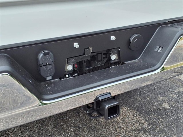 2026 Chevrolet Silverado 1500 LT photo 4