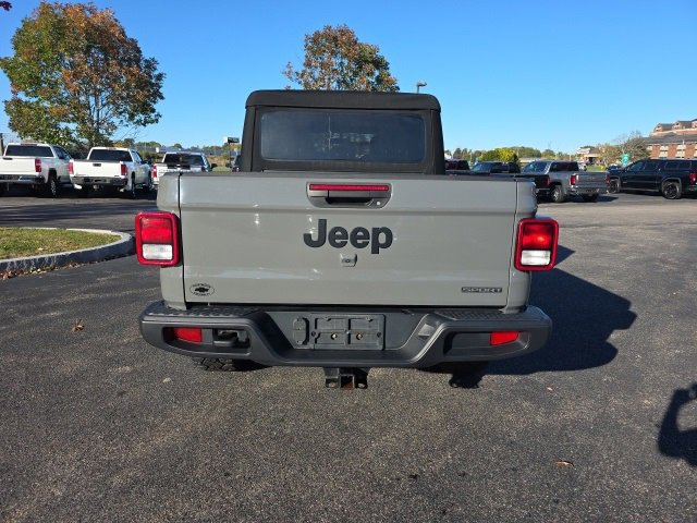 2020 Jeep Gladiator Sport S photo 4