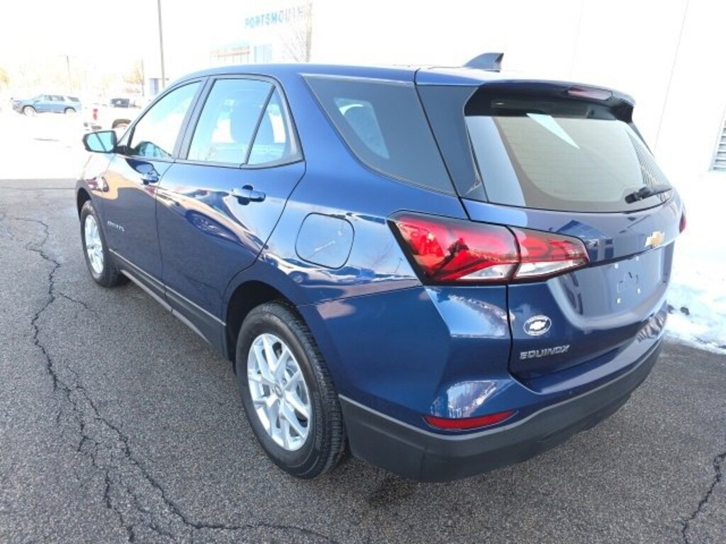 Used 2022 Chevrolet Equinox LS SUV