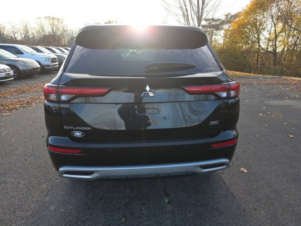 Used 2022 Mitsubishi Outlander SEL Special Edition SUV