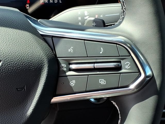 2027 Chevrolet Traverse LT - Photo 25