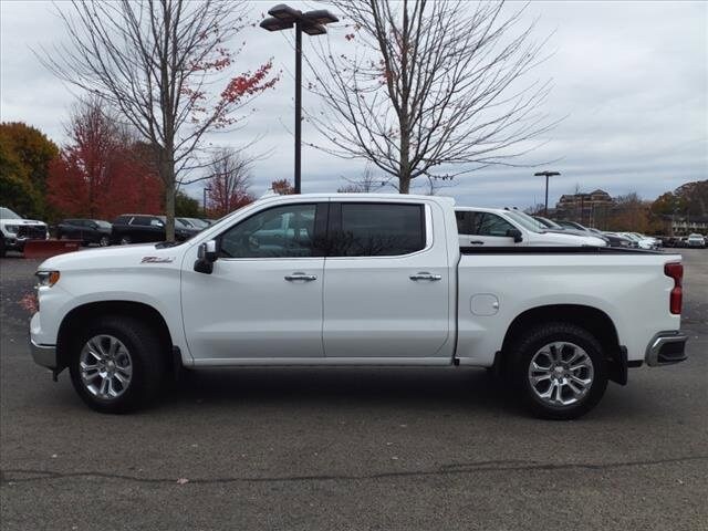 2025 Chevrolet Silverado 1500 LTZ photo 2
