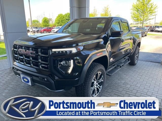 2024 GMC Canyon 4WD AT4 Crew Cab Short Box's photo