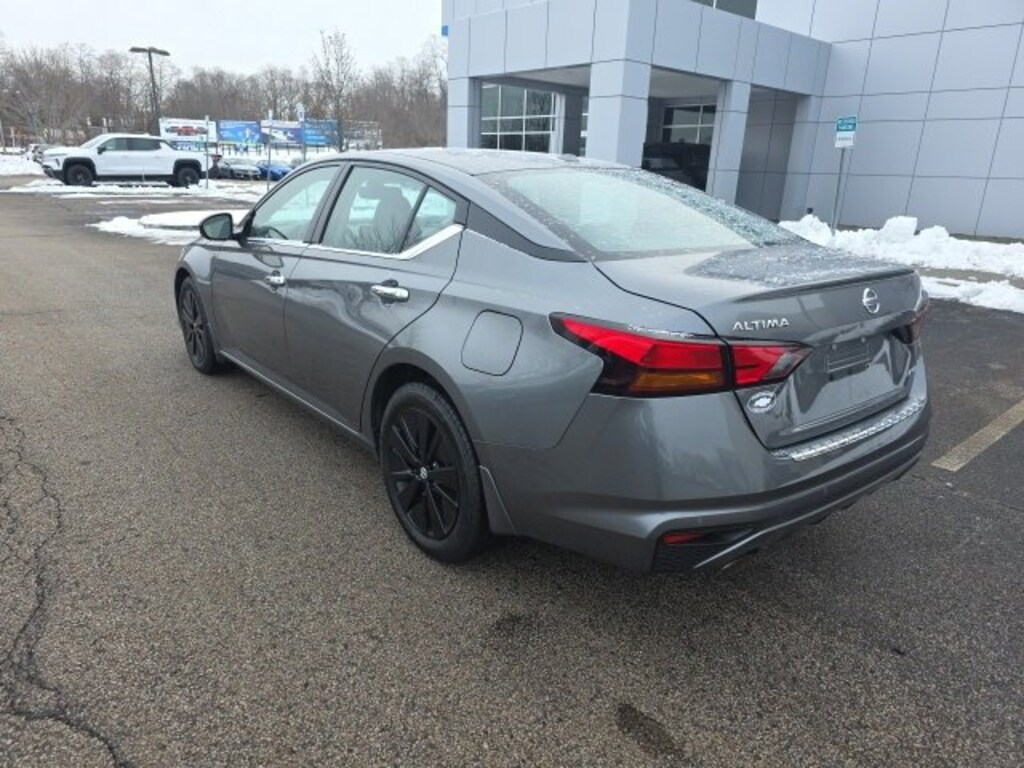 Used 2020 Nissan Altima 2.5 SV