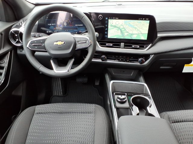 2027 Chevrolet Equinox LT - Photo 11