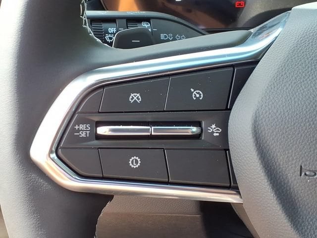 2027 Chevrolet Traverse LT - Photo 24