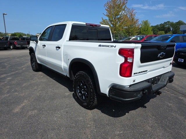 2024 Chevrolet Silverado 1500 ZR2 photo 2