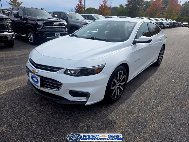 Used 2018 Chevrolet Malibu 1LT with VIN 1G1ZD5ST6JF284063 for sale in Portsmouth, NH