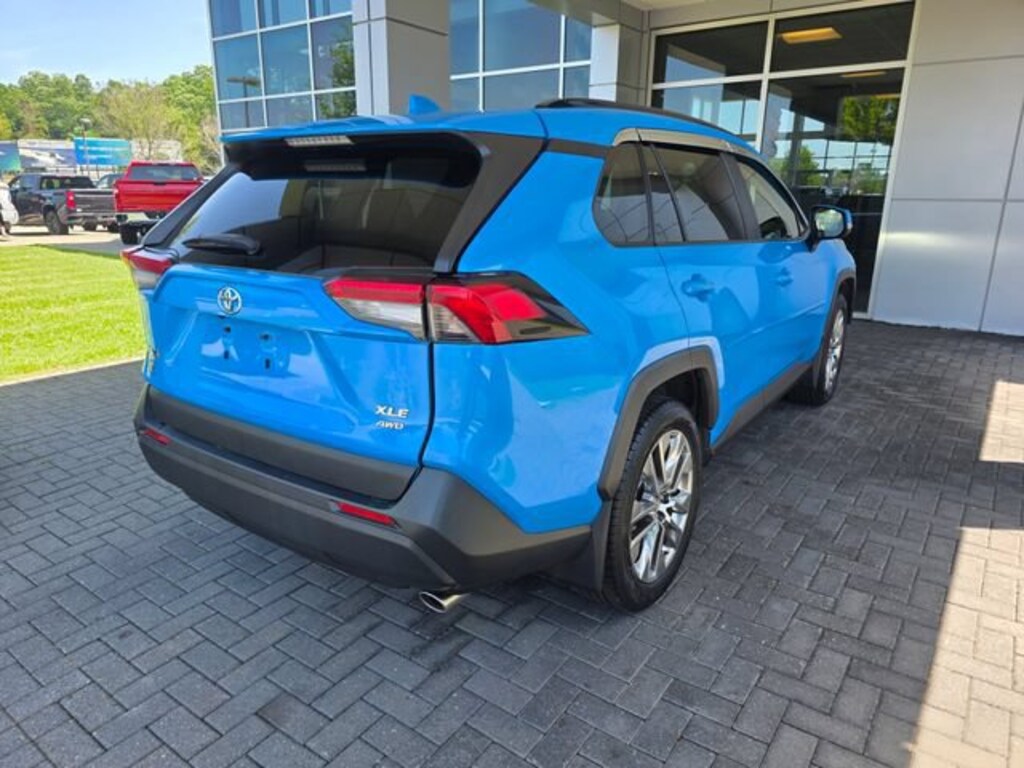 Used 2019 Toyota RAV4 XLE Premium SUV