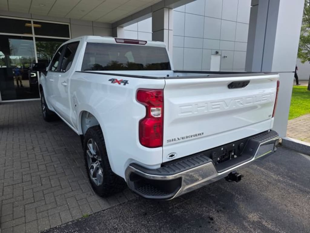 Used 2024 Chevrolet Silverado 1500 LT Truck