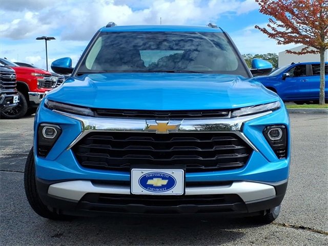 2026 Chevrolet Trailblazer LT photo 2