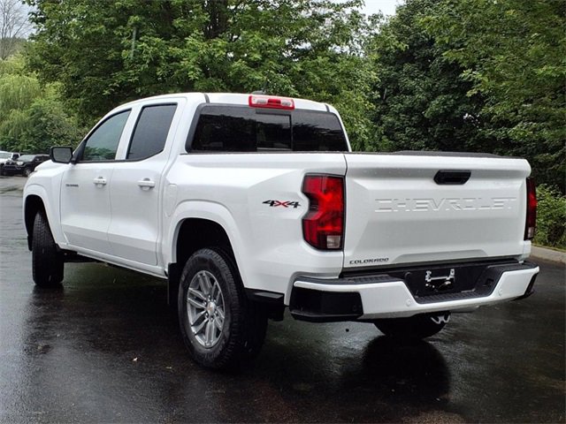 2026 Chevrolet Colorado LT photo 3