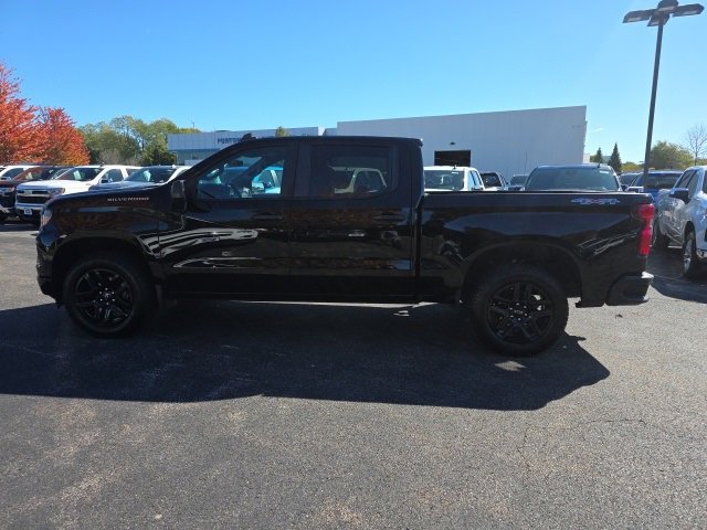 2022 Chevrolet Silverado 1500 Custom photo 2