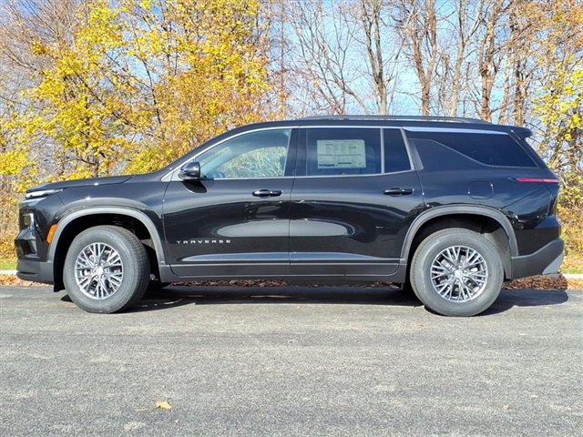2026 Chevrolet Traverse photo 3