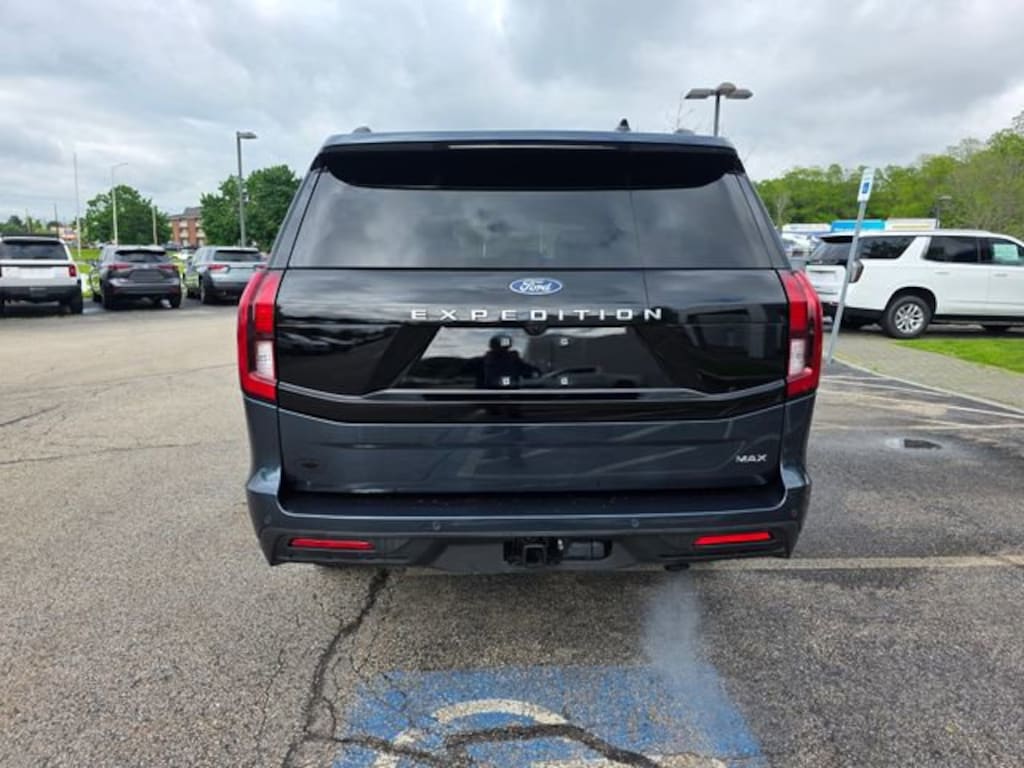 Used 2025 Ford Expedition Max XL MAX SUV