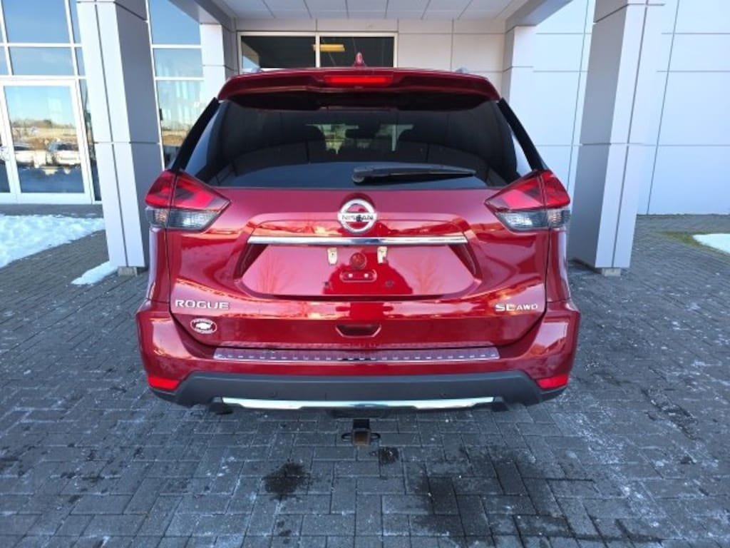 Used 2020 Nissan Rogue SL