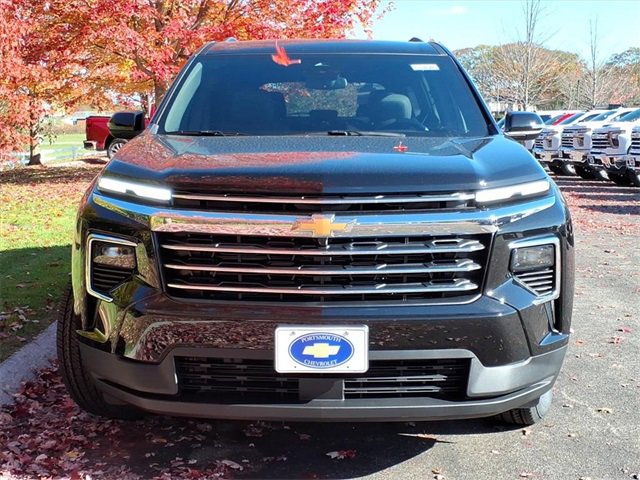 2026 Chevrolet Traverse photo 2