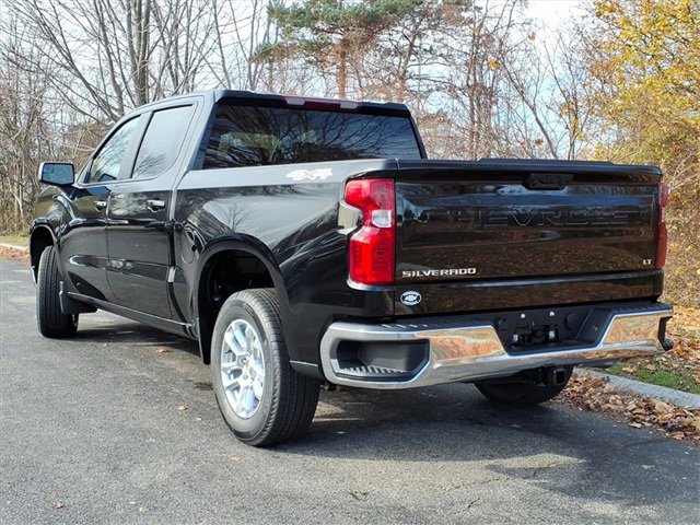 2026 Chevrolet Silverado 1500 LT photo 4