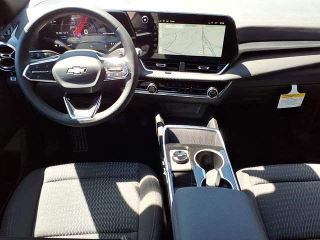 2026 Chevrolet Equinox LT - Photo 11