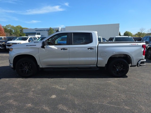 2022 Chevrolet Silverado 1500 Custom photo 2