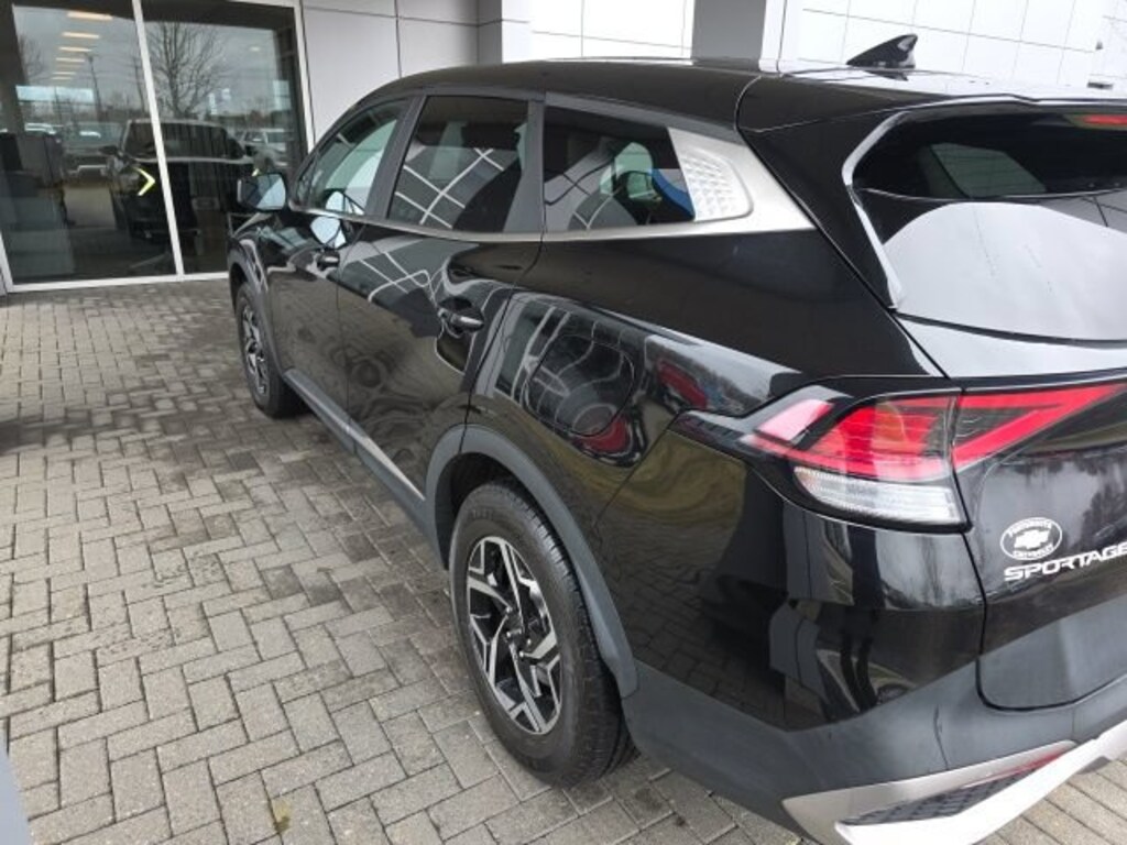 Used 2023 Kia Sportage LX SUV