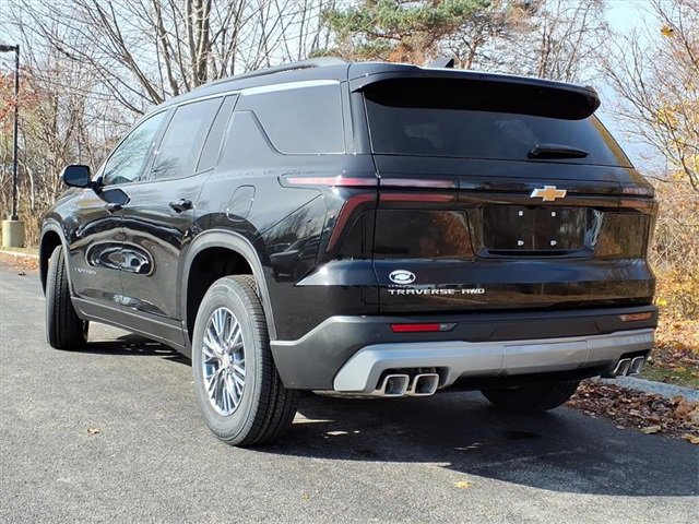 2026 Chevrolet Traverse photo 4