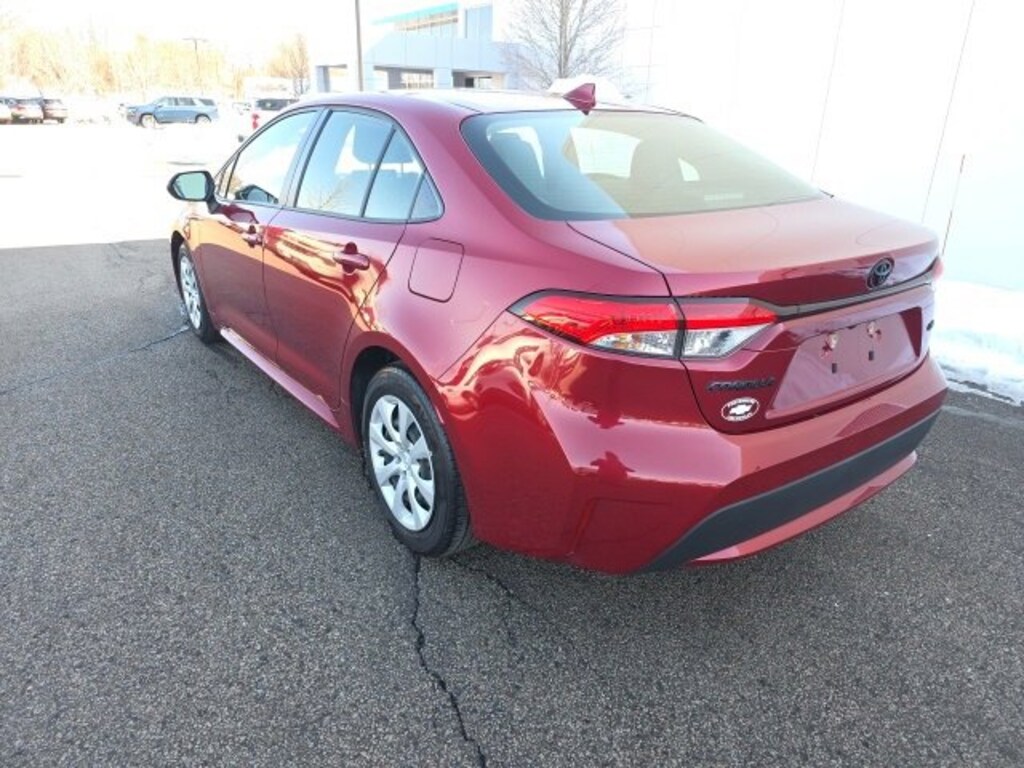Used 2022 Toyota Corolla LE Sedan